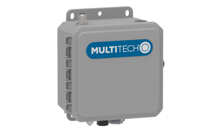 MultiTech LoRaWAN-Gateway im grauen Outdoor-Gehäuse